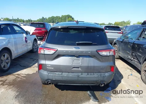 2021 Ford Escape Se Hybrid z USA, uszkodzony, nr VIN 1FMCU9BZ3MUB03828